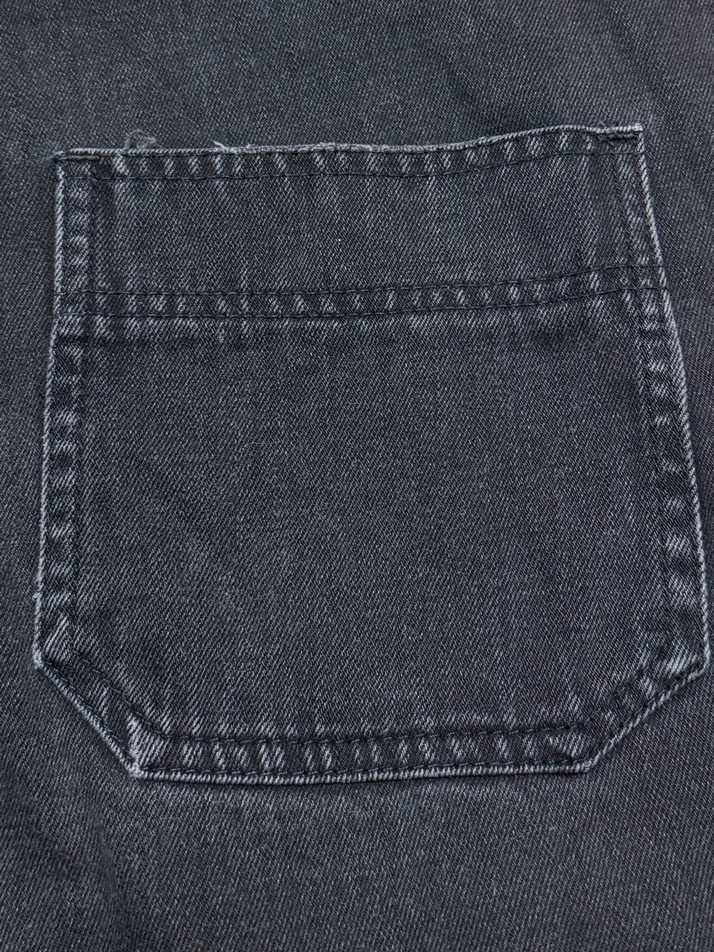 Top Shop Moto Shortalls Women’s 4 Faded Black Wash Distressed Overalls Shorts - Picture 9 of 11